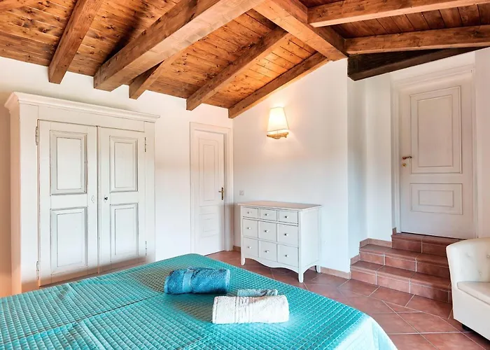 Costanza فيلة ستينتينو