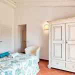 Costanza Villa *
